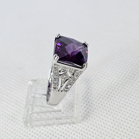 Ross Simons Checkerboard Cut Amethyst Ring Size 7 - Picture 3 of 17